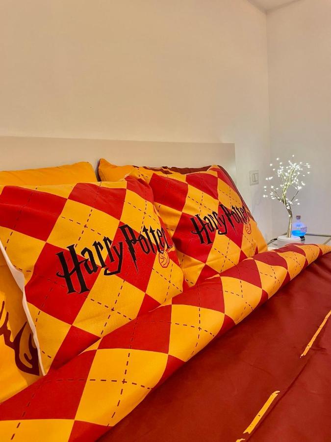 Harry Potter A 2 Min A Piedi Da Corso Como Milan Exterior photo